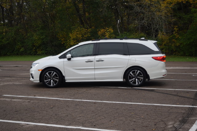 Used 2018 Honda Odyssey Elite image 24