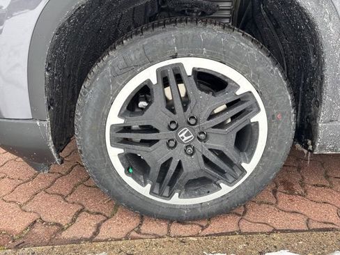 New 2026 Honda Pilot Touring image 4