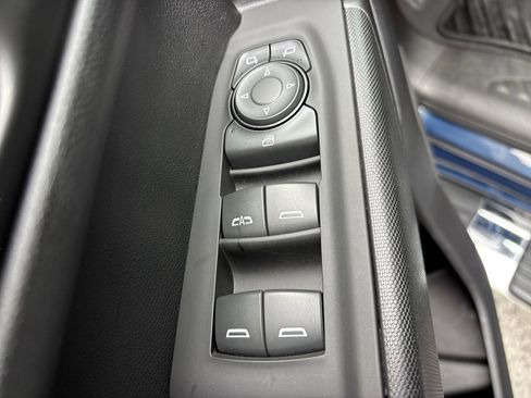 Used 2022 Chevrolet Silverado 1500 Custom image 16