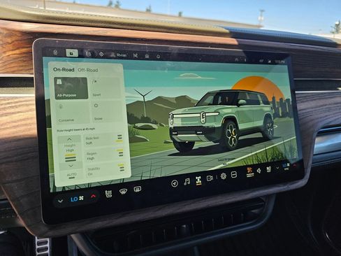 Used 2023 Rivian R1S Adventure Quad AWD/4WD image 28