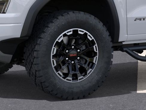 New 2026 GMC Canyon AT4 w/ LPO, Off Road Lift Package image 9