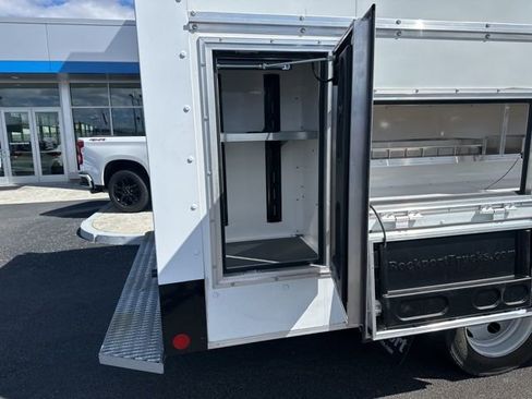 New 2024 Chevrolet Low Cab Forward image 9