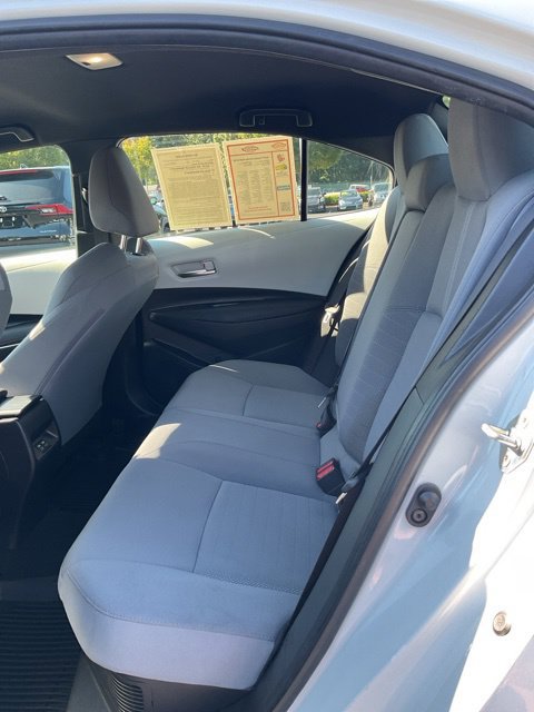 Used 2025 Toyota Corolla SE FWD image 16