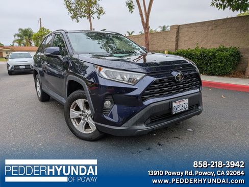 Used 2021 Toyota RAV4 XLE w/ Convenience Package FWD image 1