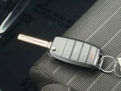 Used 2020 Kia Sportage LX w/ LX Popular Package image 31