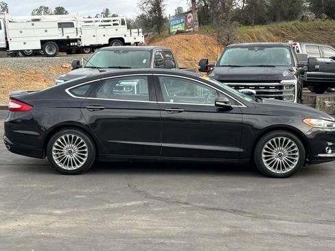 Used 2015 Ford Fusion Titanium image 3