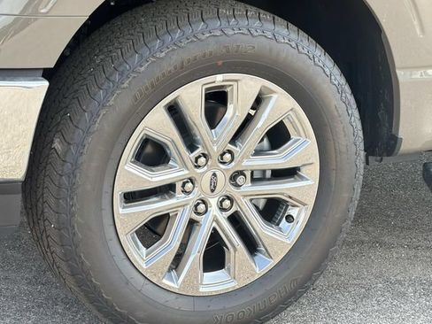 New 2026 Ford F150 Lariat w/ Equipment Group 501A Mid AWD/4WD image 18