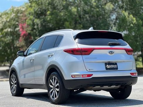 Used 2018 Kia Sportage EX AWD/4WD image 7