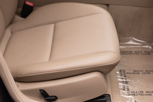 Used 2011 Mercedes-Benz C 300 4MATIC Sedan image 54