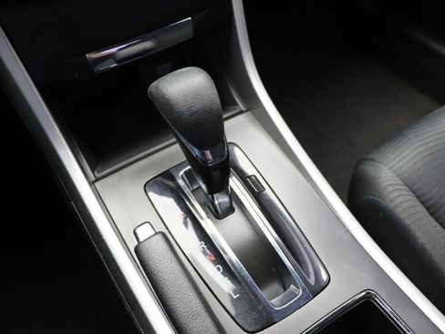 Used 2014 Honda Accord LX image 25