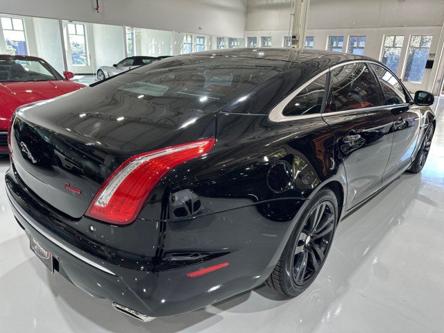 Used 2011 Jaguar XJ L RWD image 2