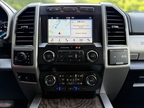Used 2019 Ford F350 Lariat w/ Chrome Package AWD/4WD image 12