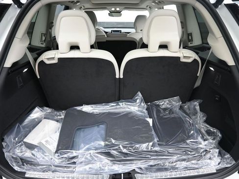 New 2026 Volvo XC90 B6 Ultra image 19