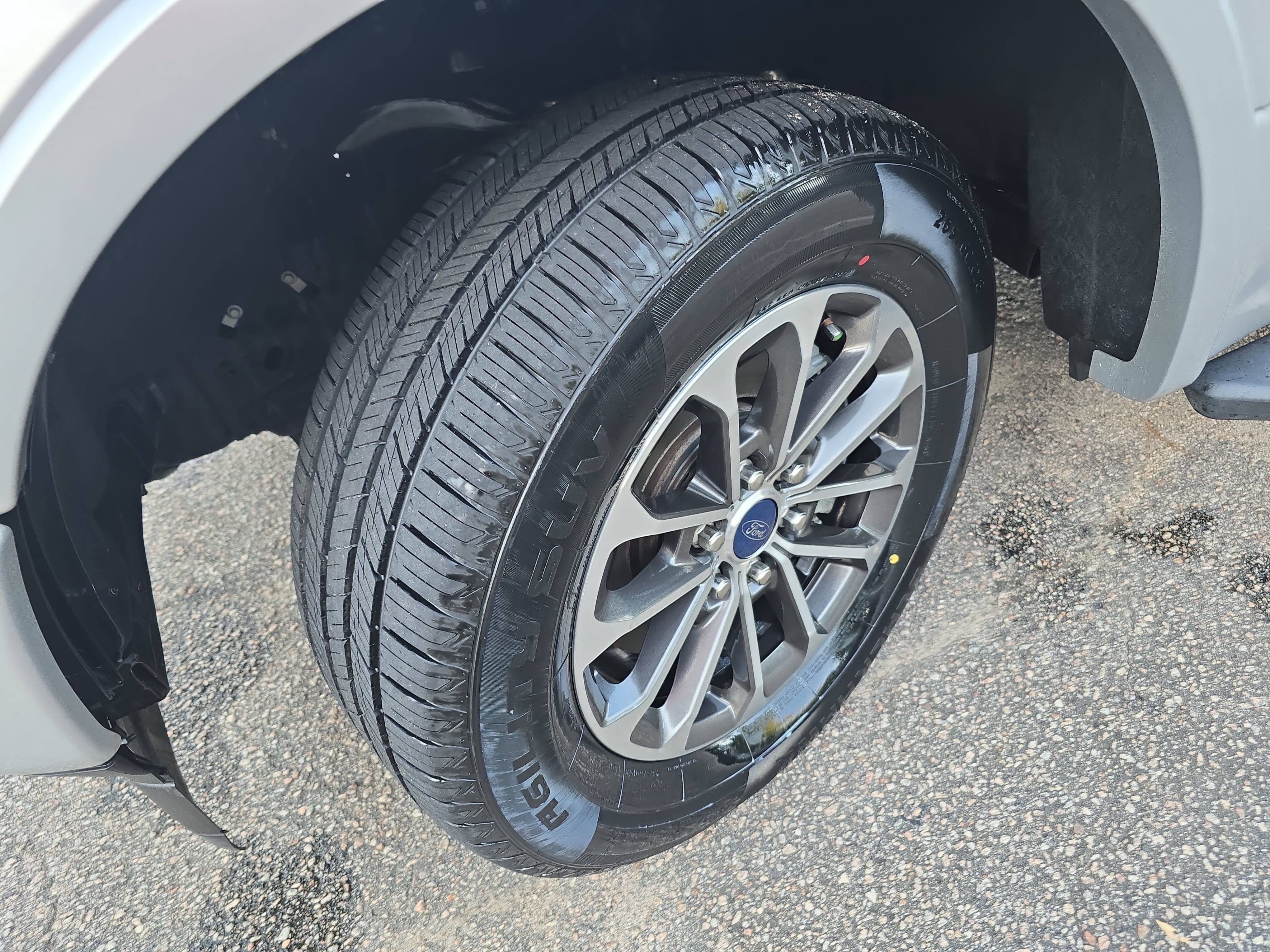 Used 2019 Ford F150 XLT w/ Equipment Group 302A Luxury RWD image 32