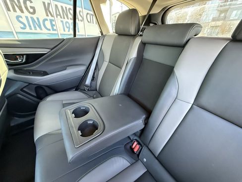 Used 2021 Subaru Outback Onyx Edition XT image 30