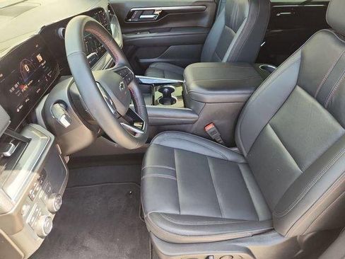 Used 2025 Chevrolet Tahoe RST w/ Comfort Package AWD/4WD image 19