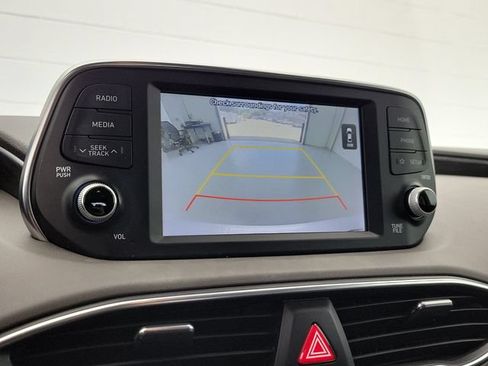 Used 2019 Hyundai Santa Fe SE AWD/4WD image 28