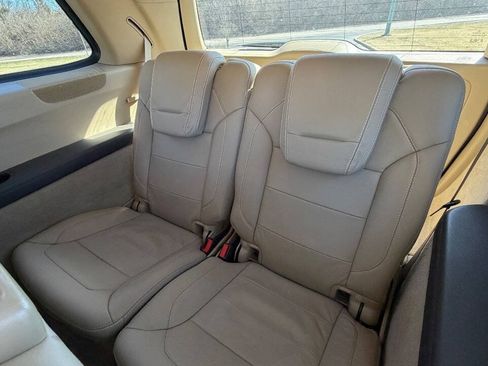 Used 2013 Mercedes-Benz GL 550 4MATIC image 8