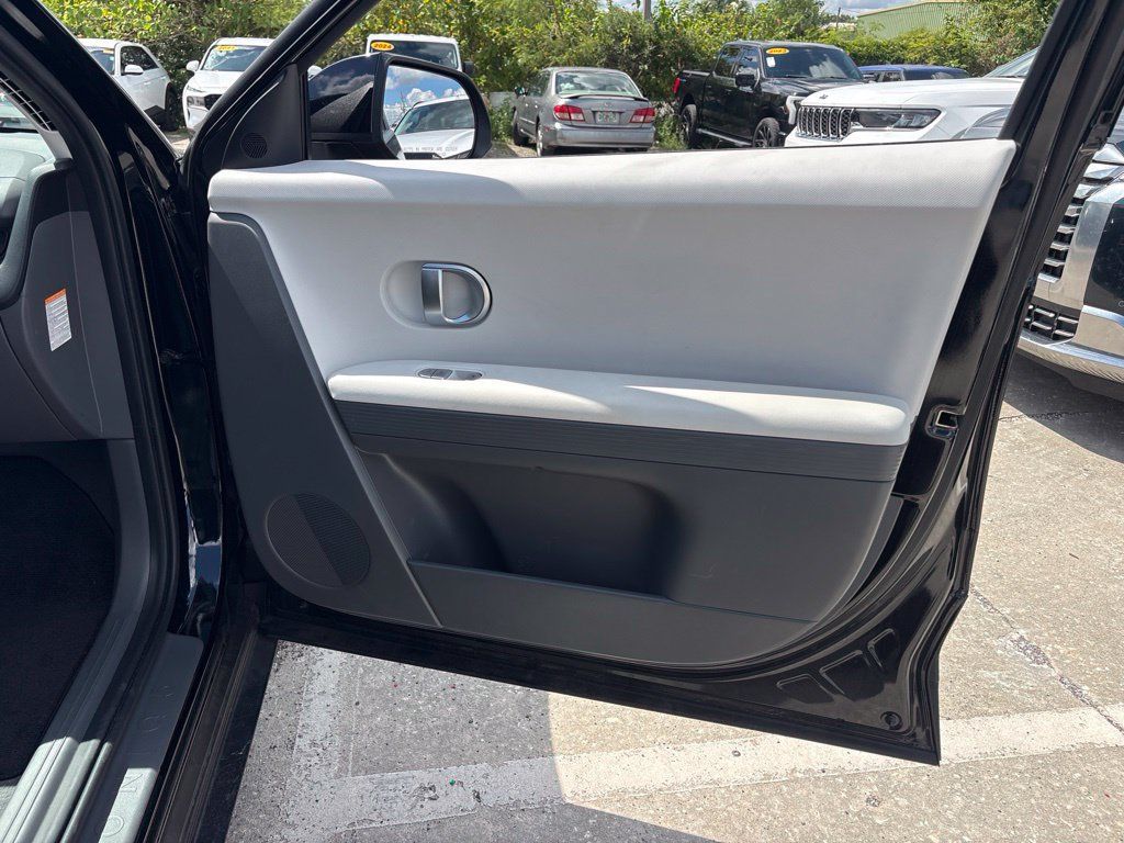 Used 2024 Hyundai Ioniq 5 SEL RWD image 21