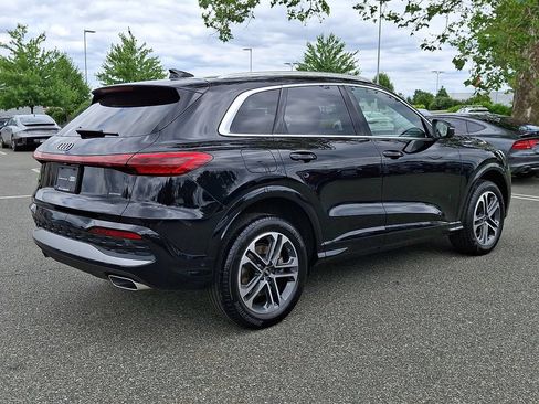 Certified 2025 Audi Q5 Premium Plus w/ Premium Plus AWD/4WD image 9