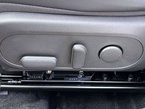 New 2026 Hyundai Kona Limited FWD image 11