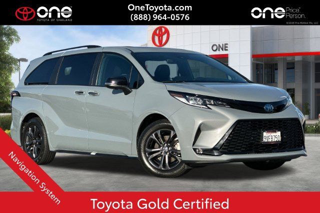 Certified 2025 Toyota Sienna XSE w/ XSE Premium Package AWD/4WD 360° Tour