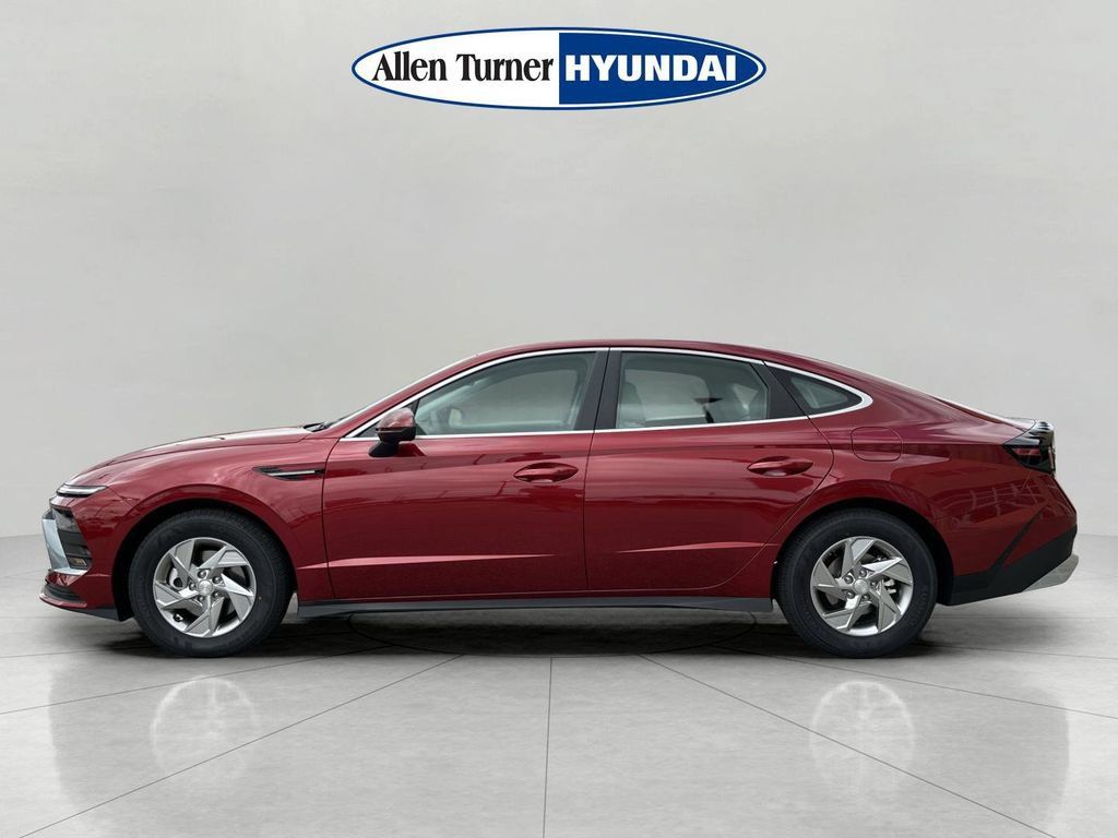 New 2026 Hyundai Sonata SE FWD image 4