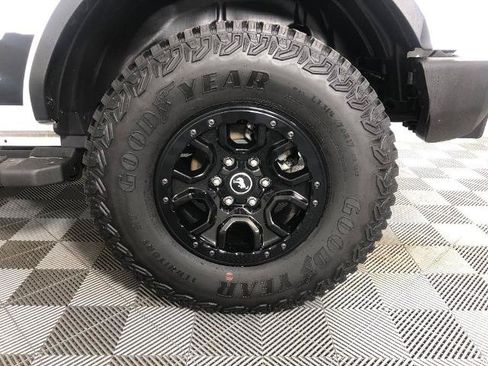 Certified 2023 Ford Bronco Wildtrak AWD/4WD image 20