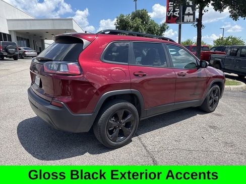 Used 2021 Jeep Cherokee Latitude Plus FWD image 6