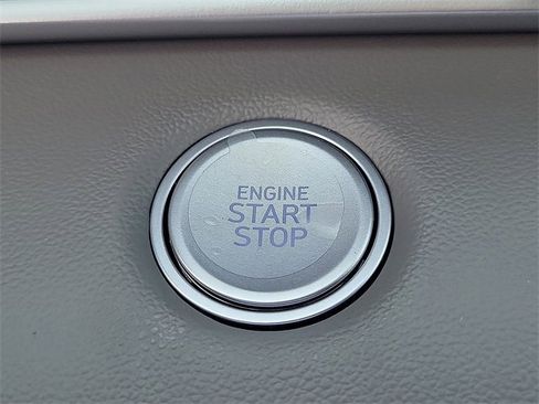 New 2025 Hyundai Elantra Sport image 13