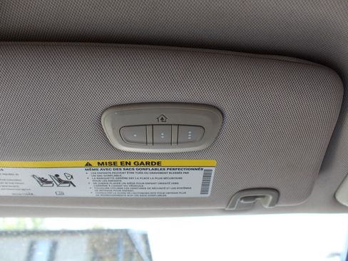 Used 2019 Chrysler Pacifica Limited image 20