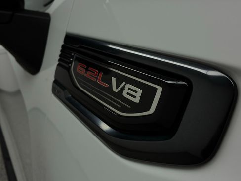 Used 2023 GMC Sierra 1500 AT4 w/ Technology Package image 55