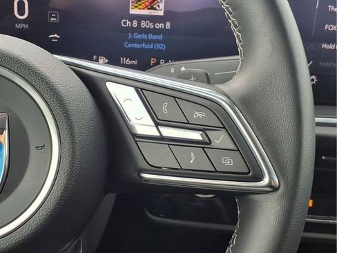 Certified 2025 Buick Envision Preferred AWD/4WD image 14
