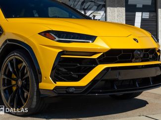 Used 2021 Lamborghini Urus video 2