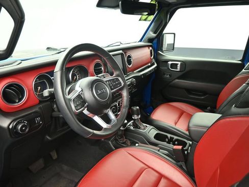 Used 2023 Jeep Wrangler Unlimited Rubicon 392 AWD/4WD image 20
