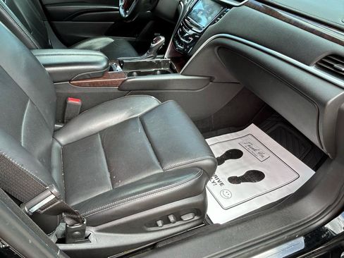 Used 2016 Cadillac XTS Luxury FWD image 12