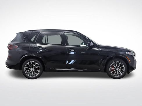 New 2026 BMW X5 xDrive40i w/ M Sport Package AWD/4WD image 6