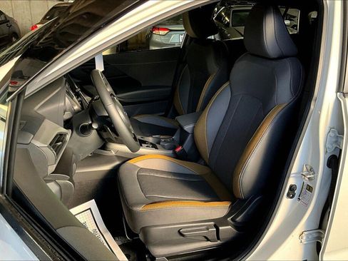 Certified 2025 Subaru Crosstrek 2.5i Sport w/ Crosstrek Mirror Package image 15