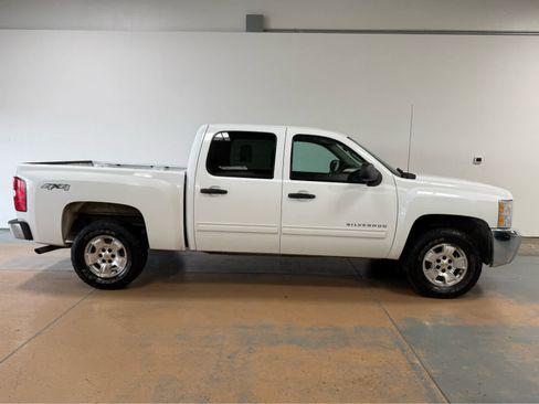 Used 2012 Chevrolet Silverado 1500 LT w/ All-Star Edition AWD/4WD image 6