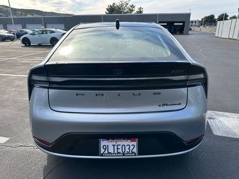 Used 2024 Toyota Prius Prime Premium w/ Advanced Technology Package image 3