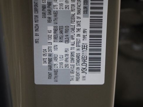 Certified 2025 MAZDA CX-70 Plug-In Hybrid w/ Premium Pkg image 30