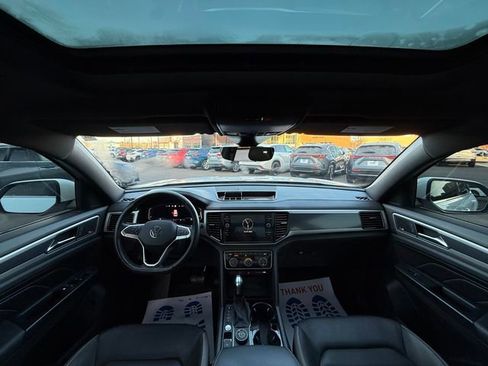 Used 2020 Volkswagen Atlas Cross Sport SEL Premium image 13
