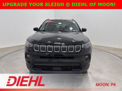 Certified 2022 Jeep Compass Latitude image 2