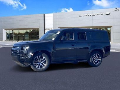 New 2025 Land Rover Defender 130 X-Dynamic SE