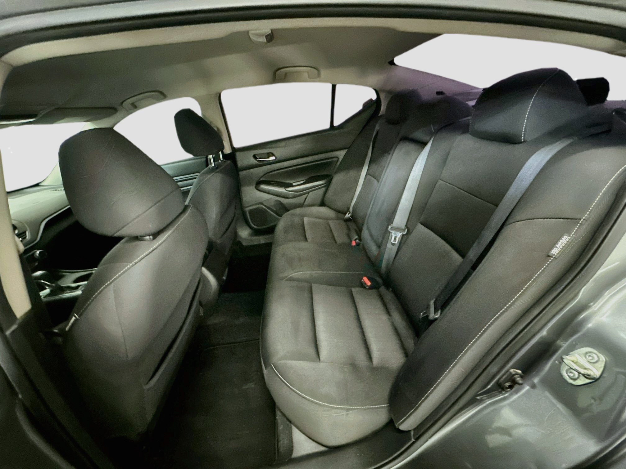 Used 2020 Nissan Altima 2.5 S FWD image 28