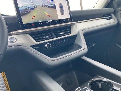 New 2026 Ford Explorer Active w/ Active Comfort Package image 47