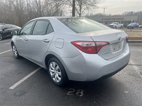 Used 2016 Toyota Corolla LE image 17