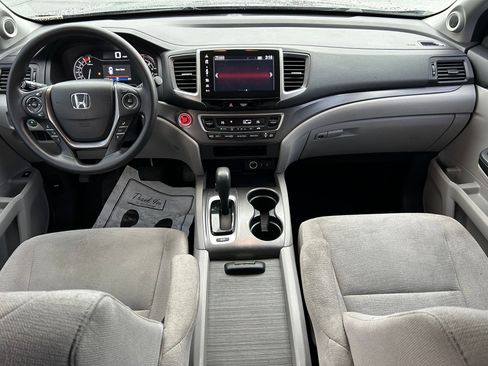 Used 2017 Honda Pilot EX image 21