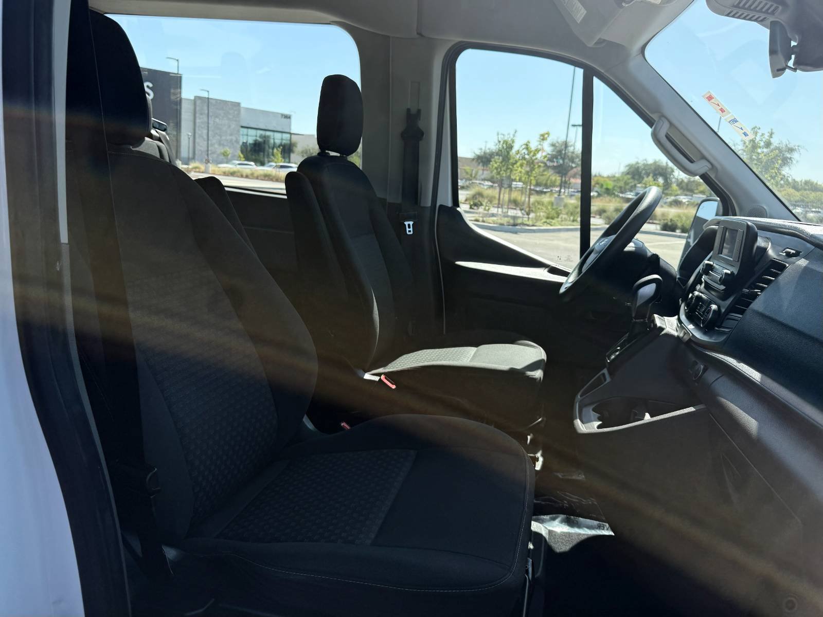 Used 2021 Ford Transit 350 XLT RWD image 14