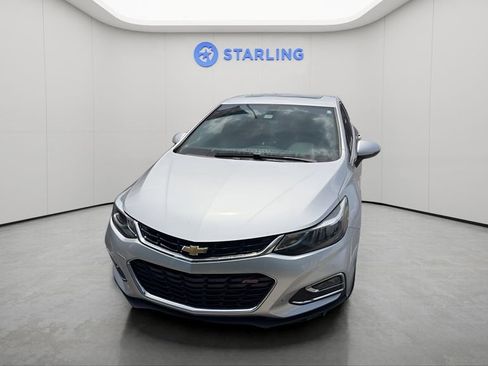 Used 2017 Chevrolet Cruze LT w/ Sun And Sound Package FWD image 4